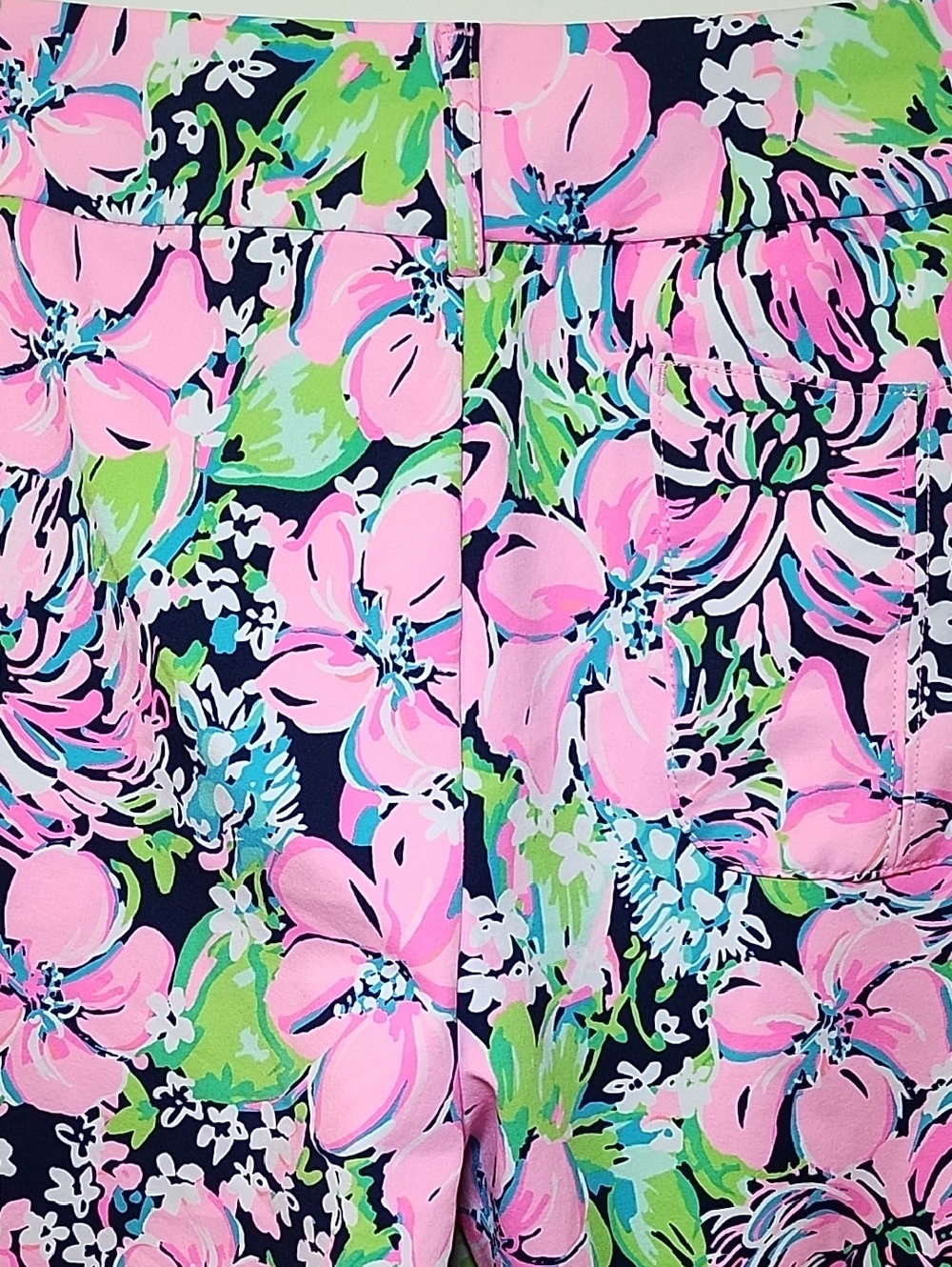 Lilly Pulitzer Luxletic Bettina UPF 50+ Navy Tall Order Bermuda Shorts Size 12 - Picture 14 of 16